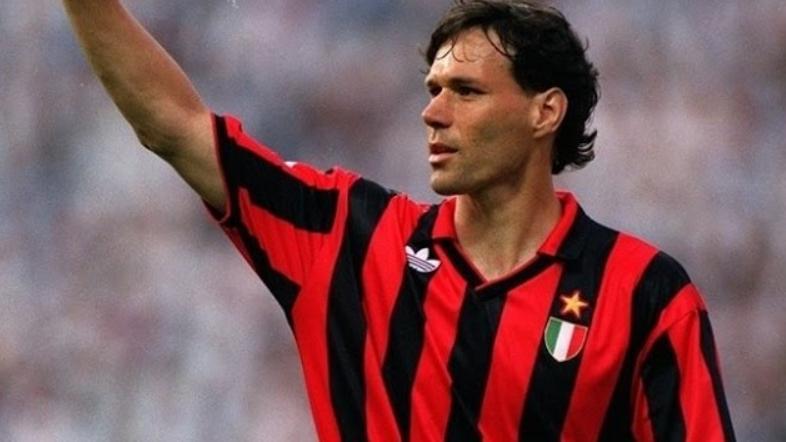 世界杯直播软件下载-米兰前队医：大家都反对范巴斯滕手术，古利特被狗咬后和我开玩笑